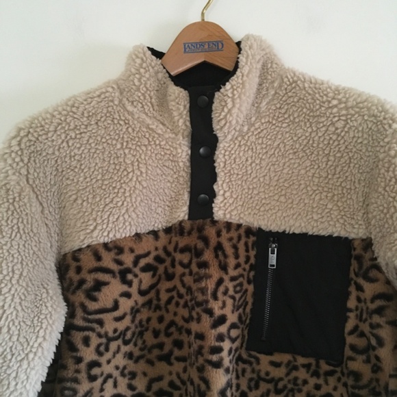 Rails Saga Cream Leopard Fleece 1/4 Snap Pullover Sweatshirt Sz XS Cozy Boho - Picture 2 of 12